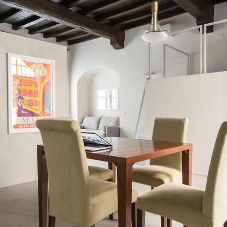 Le Scuderie Di Sant'Ambrogio Apartment Milano Exterior foto