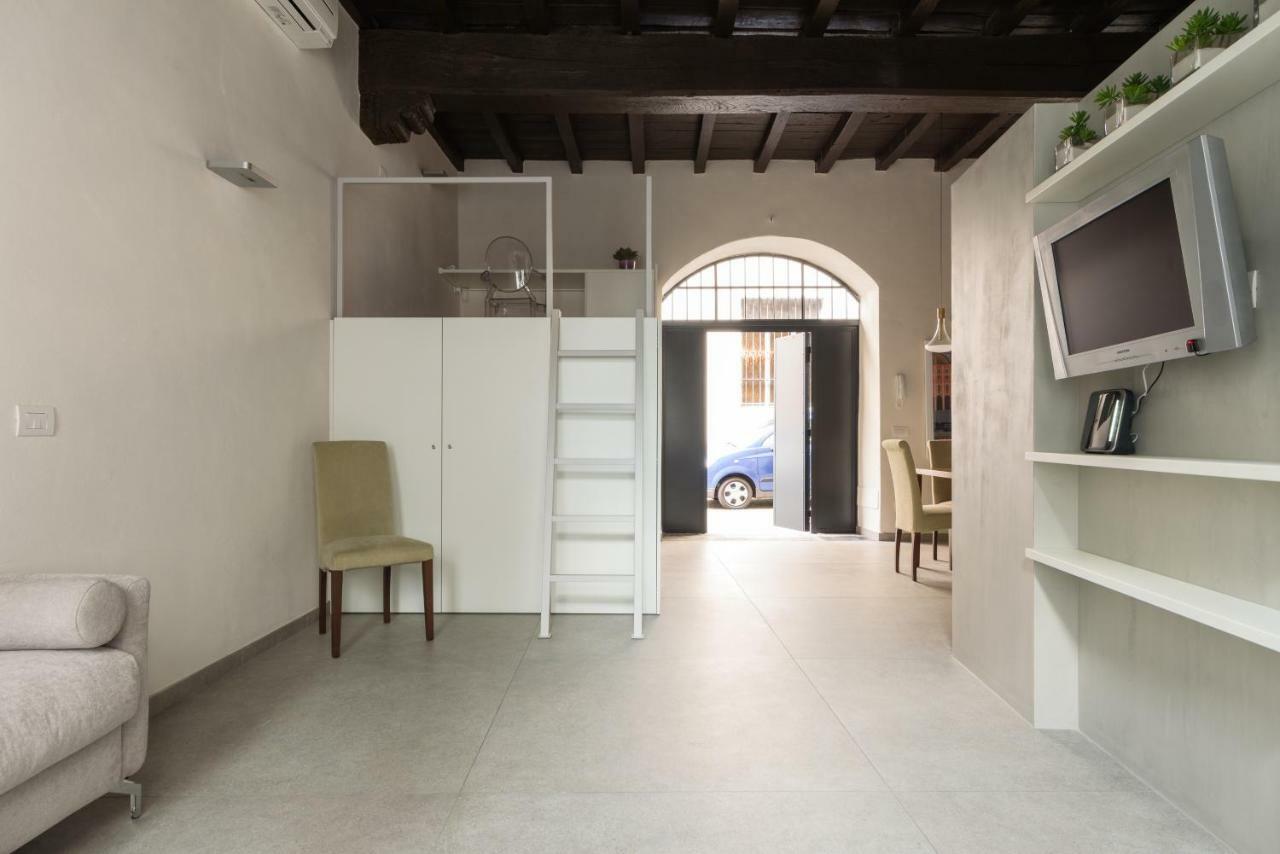 Le Scuderie Di Sant'Ambrogio Apartment Milano Exterior foto