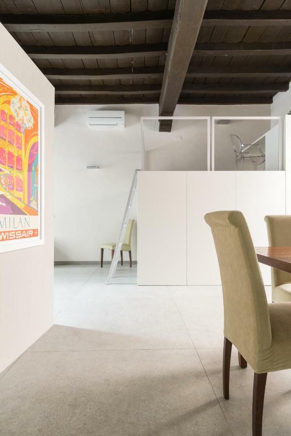 Le Scuderie Di Sant'Ambrogio Apartment Milano Exterior foto